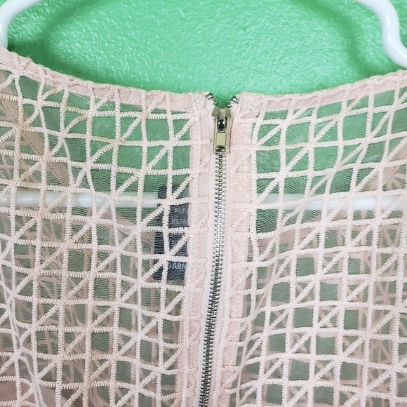 Gianni Bini Pink Sheer Mesh Crop Top Size 12 - Picture 9 of 11
